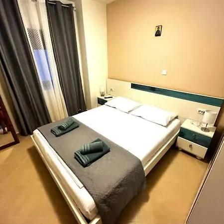The Fortress, Beautiful Private House For 6 Holiday home