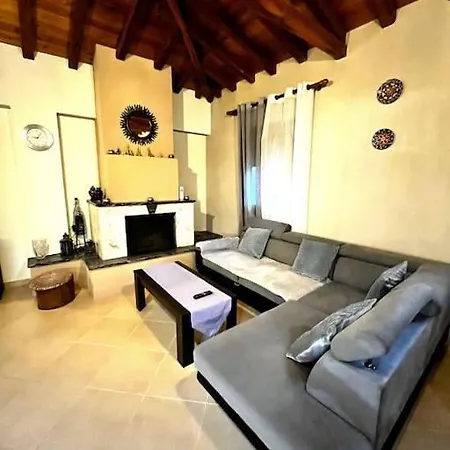 Dom wakacyjny The Fortress, Beautiful Private House For 6